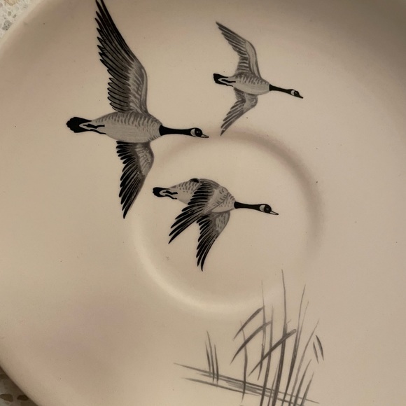VINTAGE Dessert/Salad plate Flying  Geese design-Collectible JOHNSON BROTHERS - Picture 8 of 9